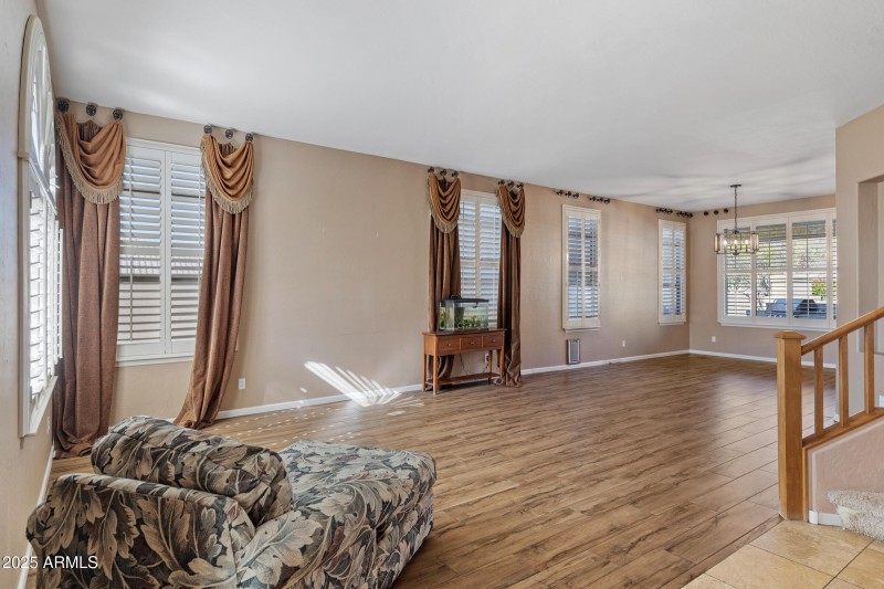 312 W Mountain Sky Ave-8