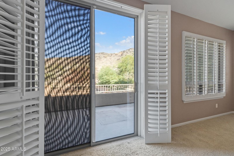 312 W Mountain Sky Ave-45