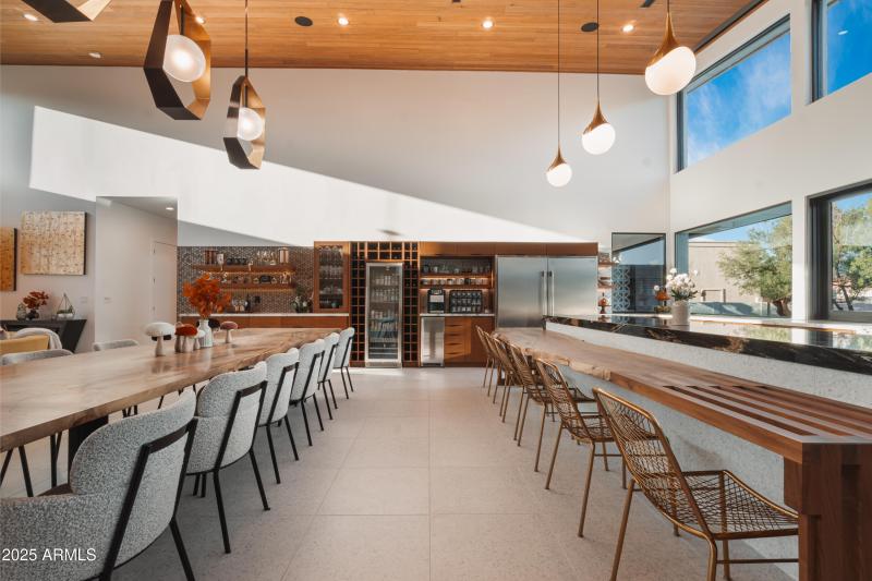 Dining Coffee & Beverage Bar