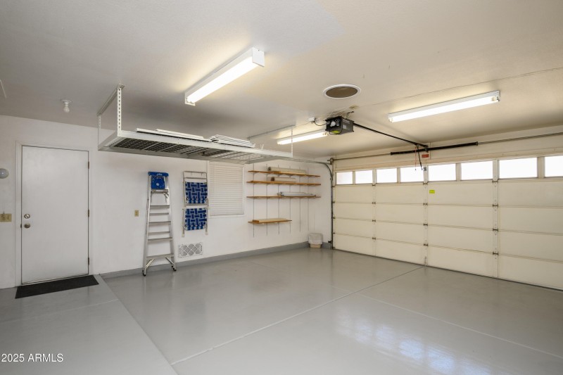 Epoxy Garage with Cooling Fan