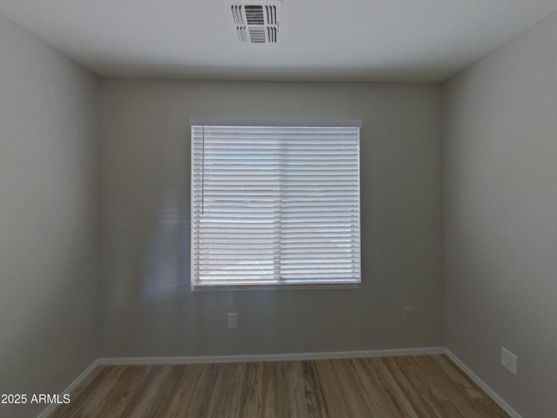 10_pc_DKnCBYXCBA_l5uxcNEHGq_layout_1