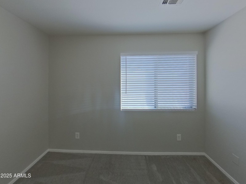 12_pc_hldYsDK3qh_a6O7Hn7bjb_layout_1