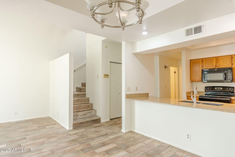 11-web-or-mls-Baseline-11