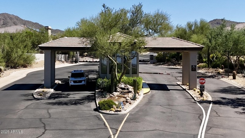 dji_fly_20251005_122526_0409_17596936640