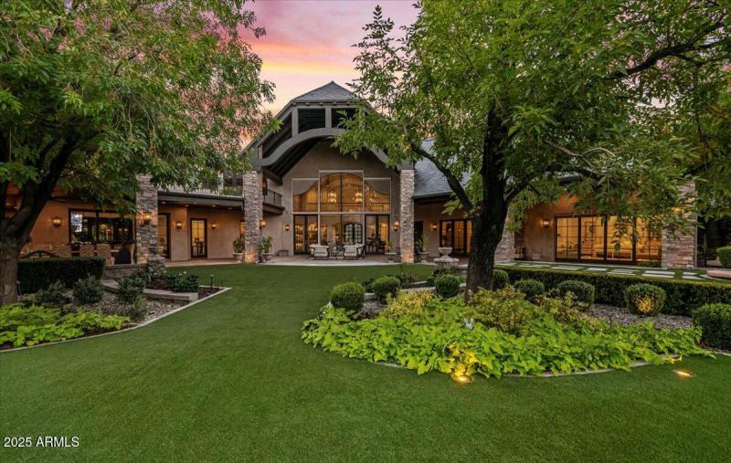 Spectacular Architecture