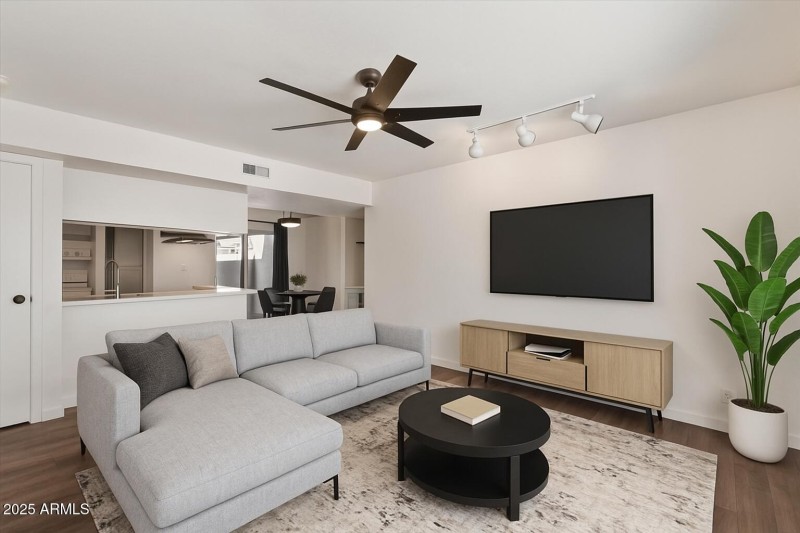 Living Room Alt staging