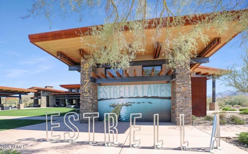 Estrella Mountain Ranch Community Photo