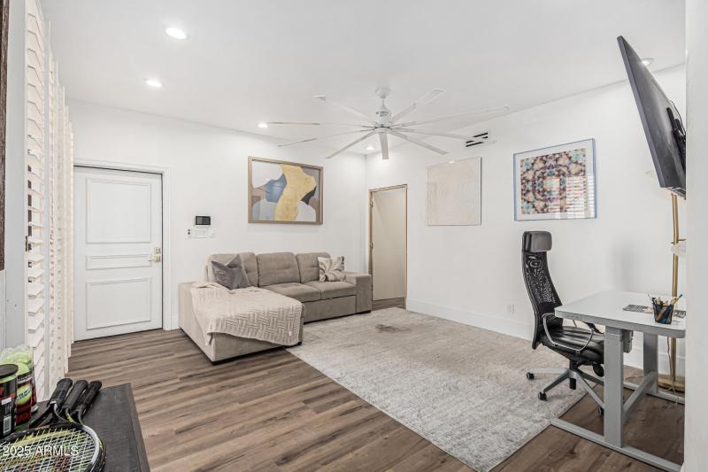 Guest Room 4 Downstairs