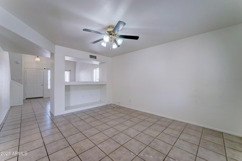 2147 E Robin Lane-11