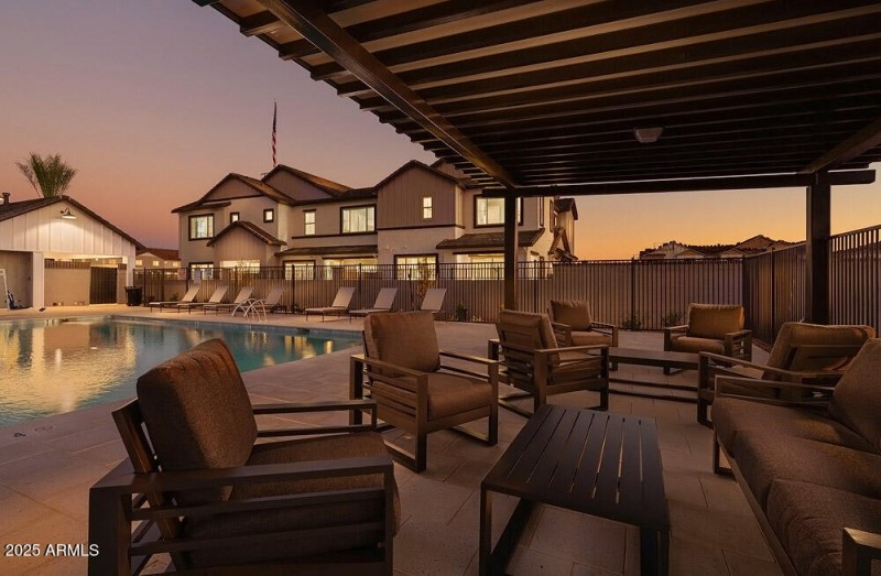 The_Lofts_at_Pioneer_Village_04