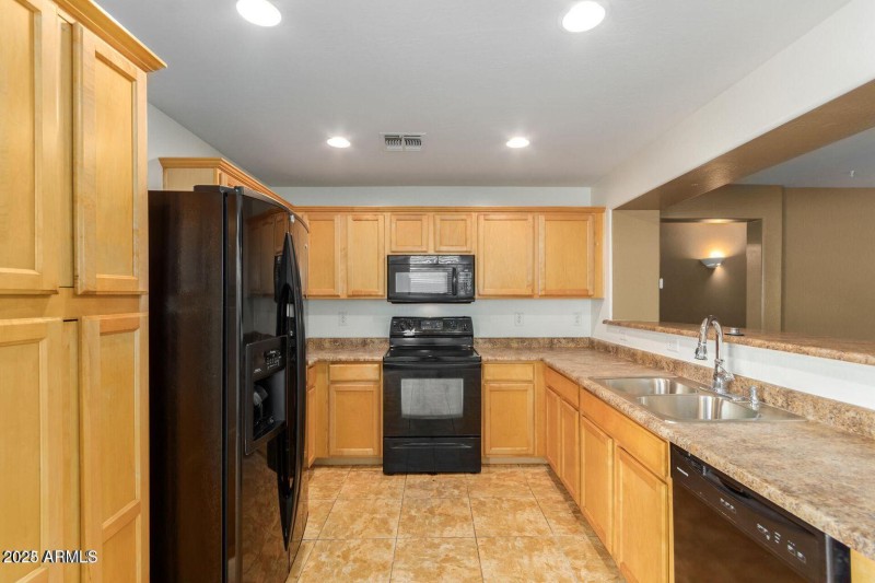 20230825171831375124000000-o