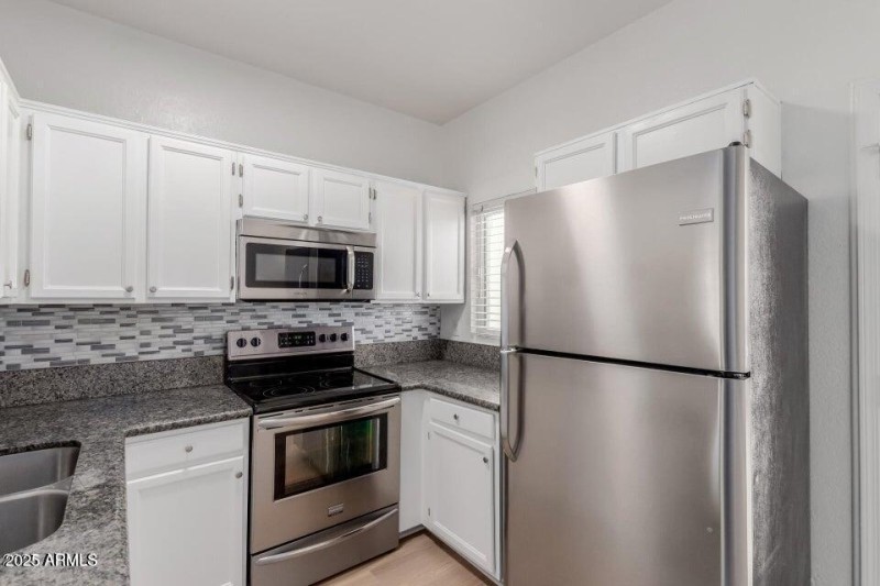 20250805182627247799000000-o