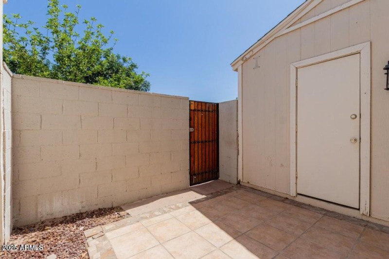 20250805182628048329000000-o