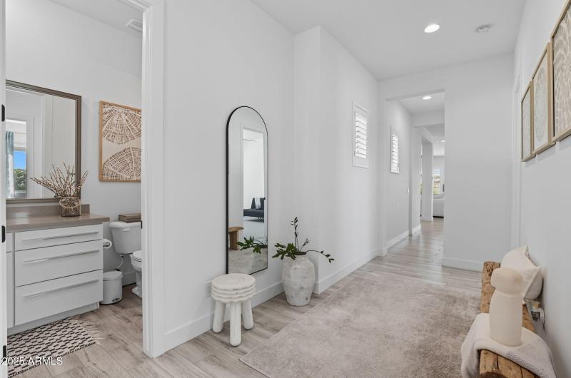 80-web-or-mls-1837 E Villa Linda Dr Phoe