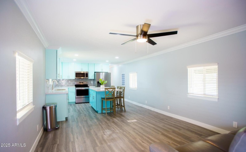 22 N 331st Kitchen