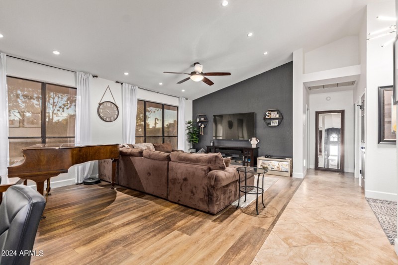 0017-17 Tamarisk 2555