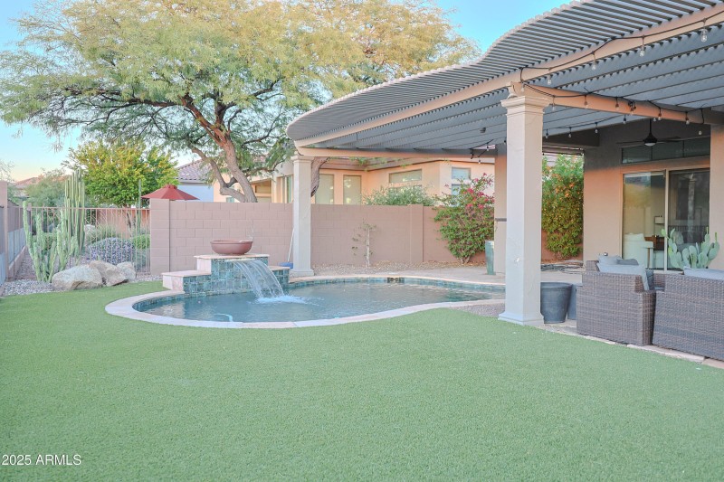 40704 N BELL MEADOW TRL