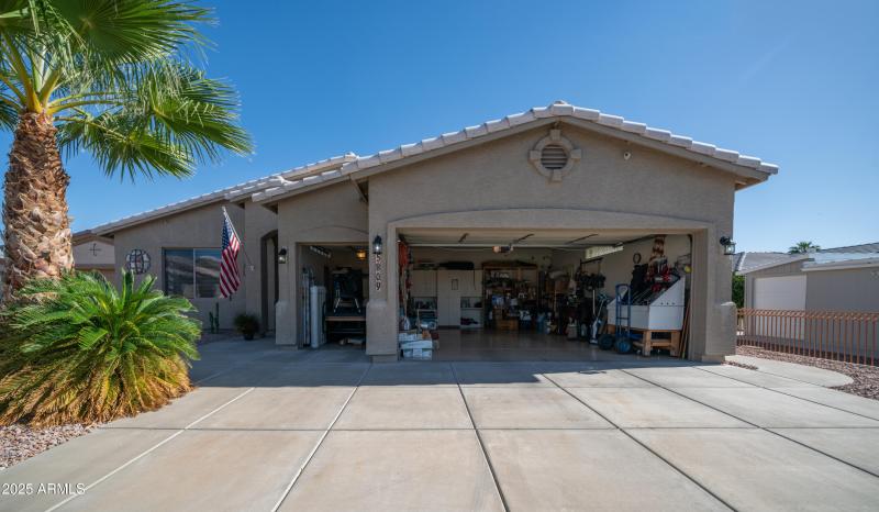 5809 E Leland St Exterior Photos-12