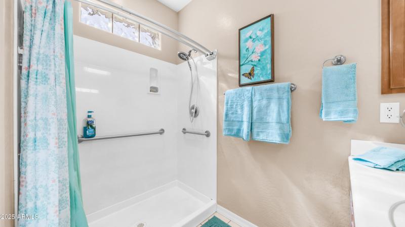 5809 E Leland St (21)