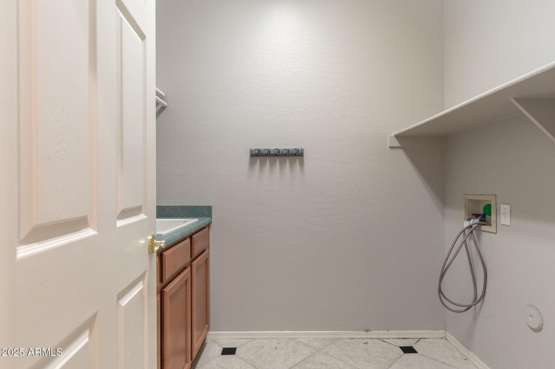 41-web-or-mls-6821-w-el-cortez-pl