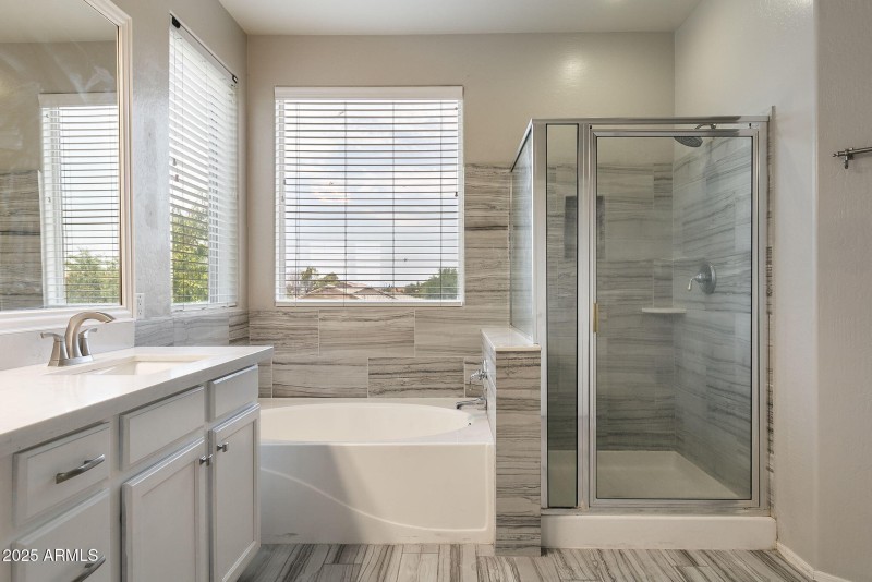 24-web-or-mls-6821-w-el-cortez-pl