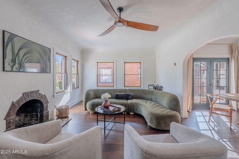 14-web-or-mls-Latham-14