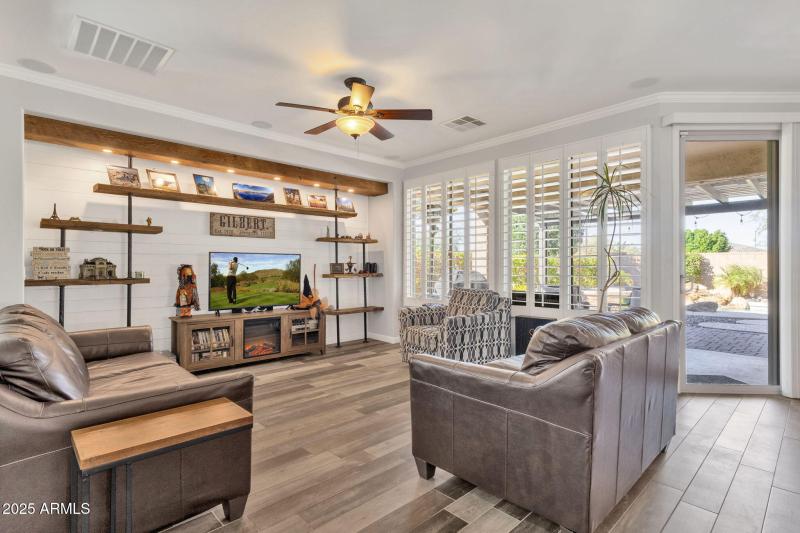 7-web-or-mls-5314-s-barley-way