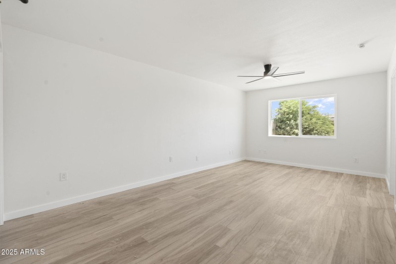 19-web-or-mls-Photo Oct 04 2025, 1 53 00