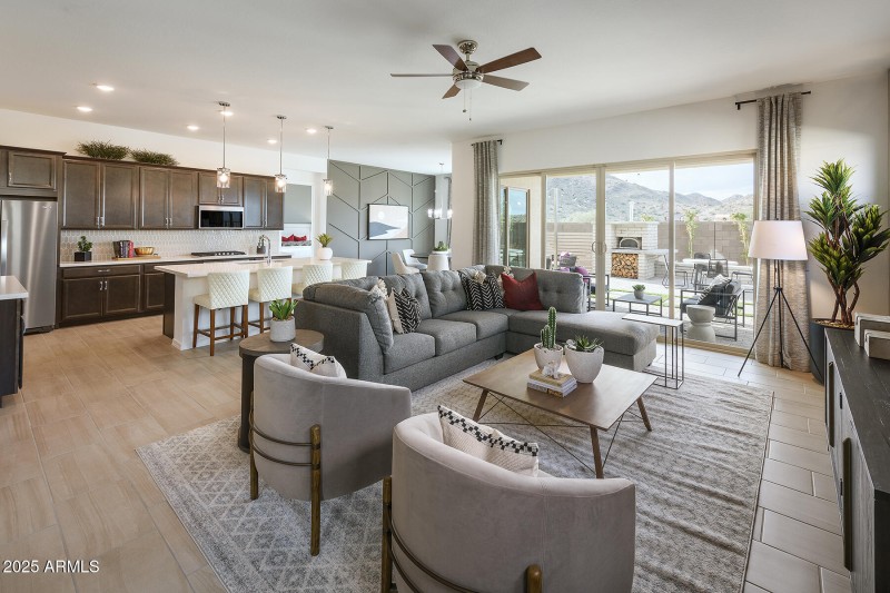 PHX_Pinnacle STH_Mercury Living Area