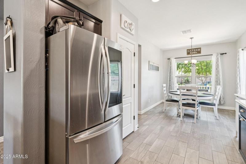 12-web-or-mls-S Stuart Ave-S0710-012