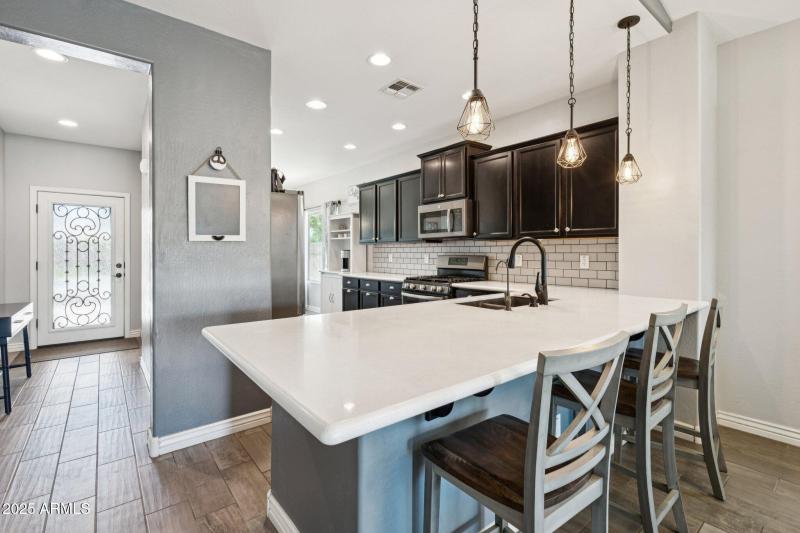 13-web-or-mls-S Stuart Ave-S0710-013