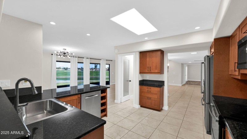 18-web-or-mls-P1177083