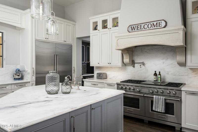 Chef's Kitchen Double Range