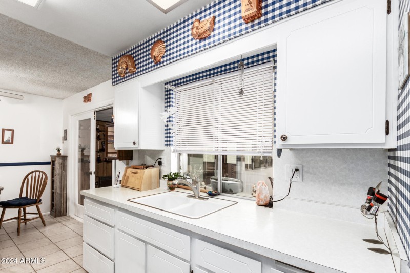 Kitchen 5