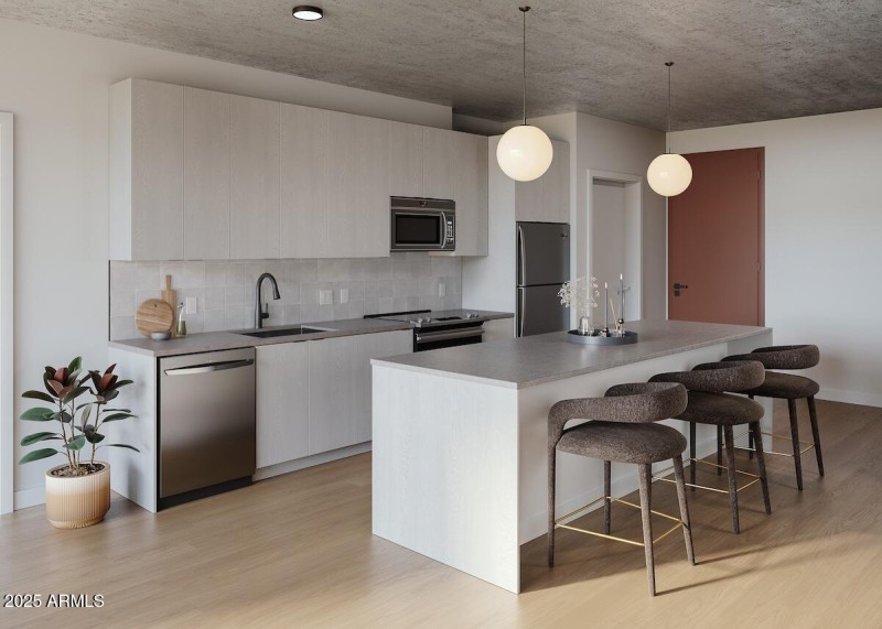 601_N_Central_Kitchen_B_F