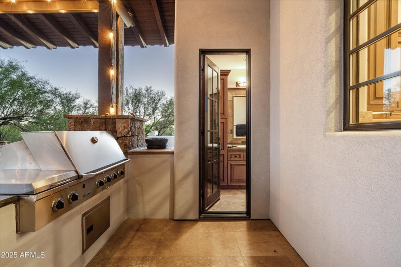 BBQ area and pool bath