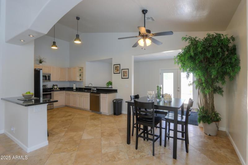 687 N Gregory Place, Chandler, AZ 85226