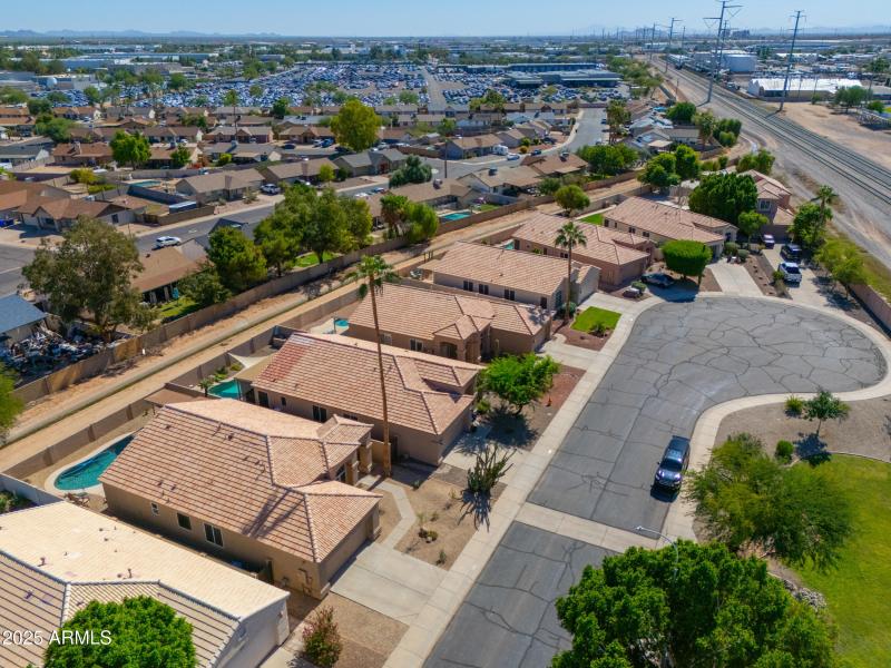 Located in Cul-de-sac