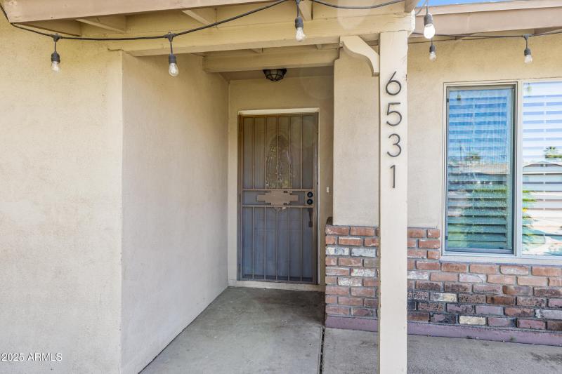 6531 N 16th Dr-3