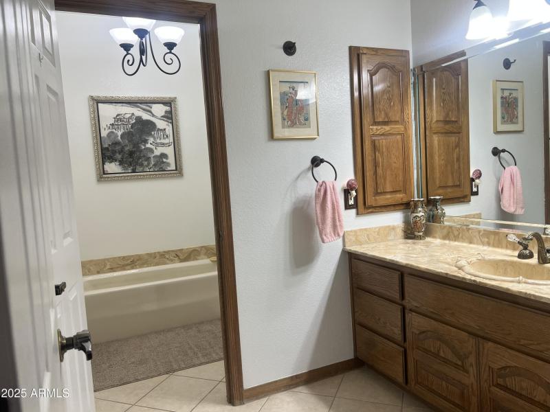 1st Ave 2nd Bath