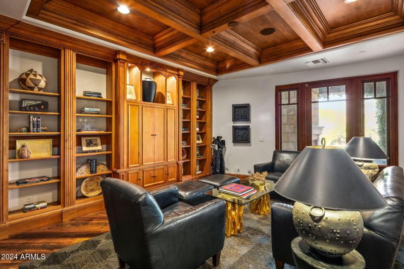Den/Library