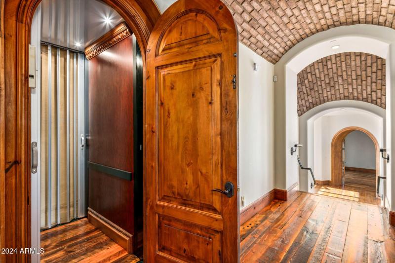 Elevator