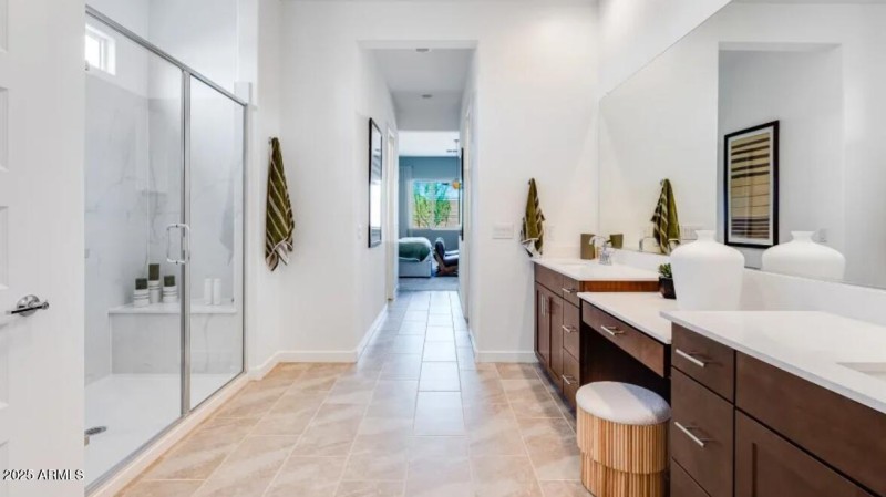 Owners Bath