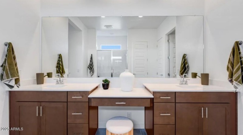 Owners Bath