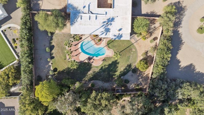 13-web-or-mls-6319-e-bar-z-ln