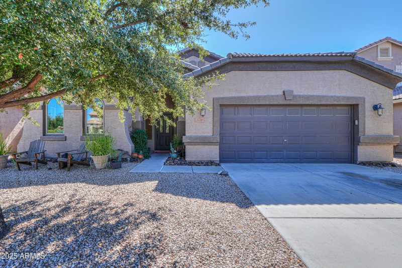 1653 W Green Tree Dr