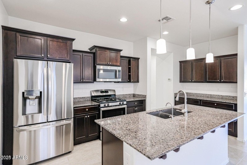 20240413212727298476000000-o