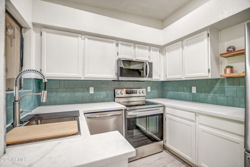 Kitchen 4