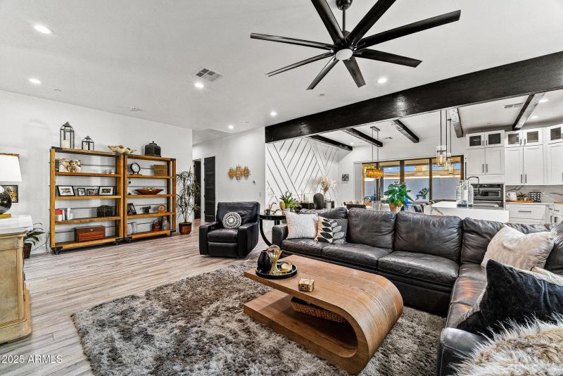 015_north_83rd-17_756