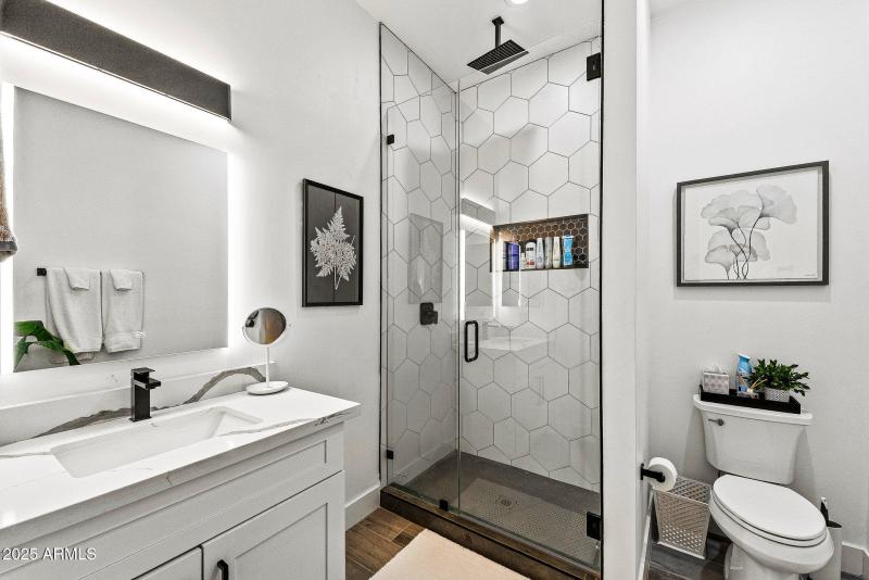 026_north_83rd-25_149